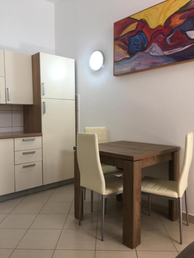 Apartma Izola Luaran gambar